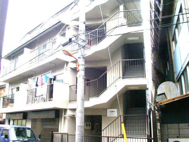 北千住駅 徒歩10分 構造:鉄骨造